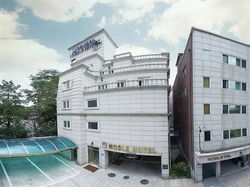 Noble Hotel Seul 2*,
